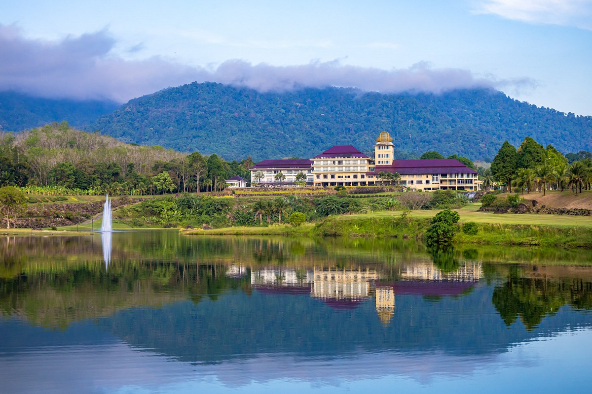 Rate & Book A Tee Time